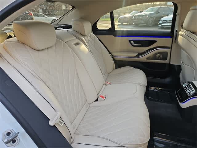 Thumbnail: 2025 Mercedes-Benz S-Class - 22