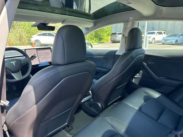 Thumbnail: 2019 Tesla Model 3 - 15