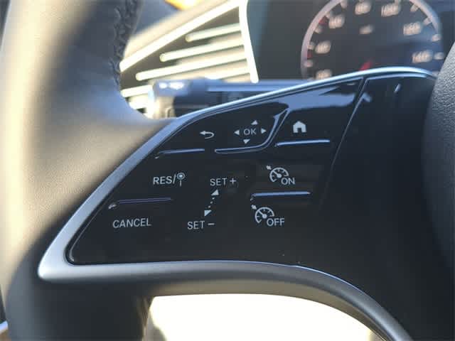 Thumbnail: 2026 Mercedes-Benz GLE - 25