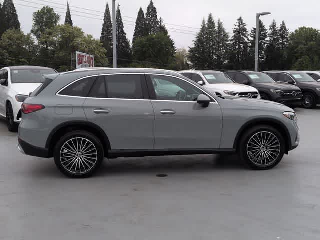 Thumbnail: 2026 Mercedes-Benz GLC - 9