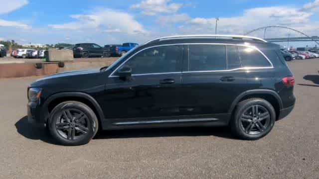 Thumbnail: 2026 Mercedes-Benz GLB - 5