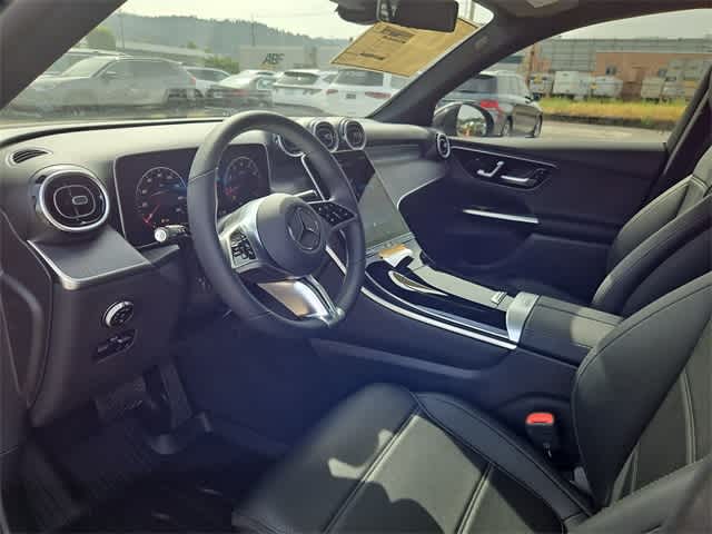 Thumbnail: 2025 Mercedes-Benz GLC - 10