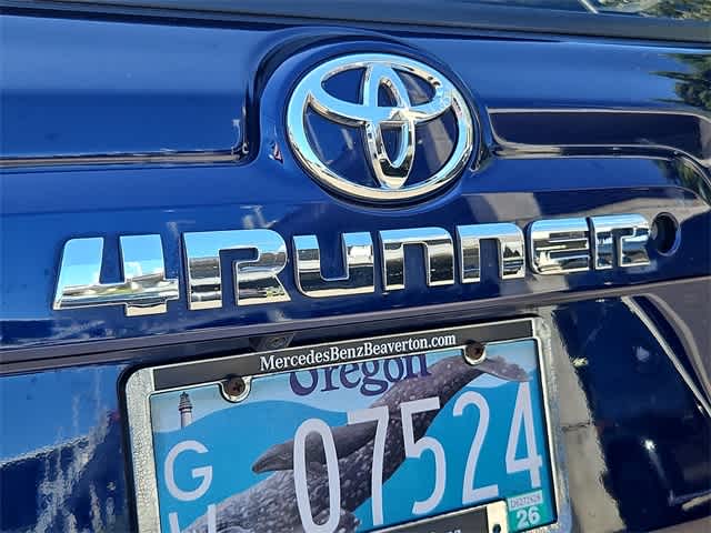 Thumbnail: 2016 Toyota 4Runner - 13