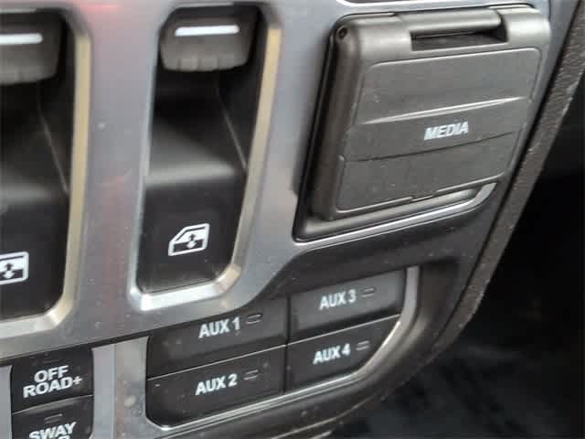 Thumbnail: 2023 Jeep Wrangler - 31