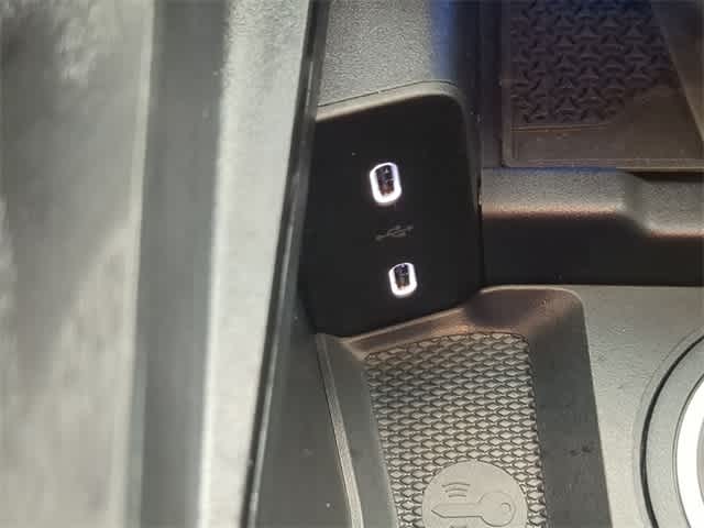 Thumbnail: 2026 Mercedes-Benz E-Class - 32