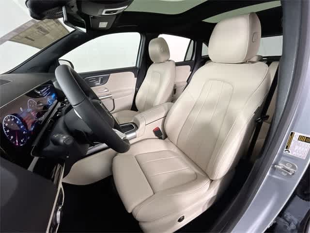 Thumbnail: 2025 Mercedes-Benz GLA - 17