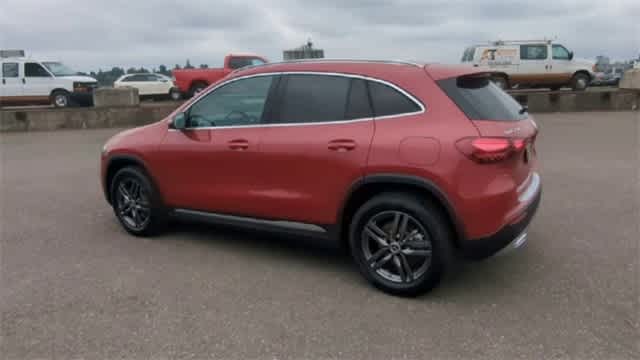 Thumbnail: 2026 Mercedes-Benz GLA - 6