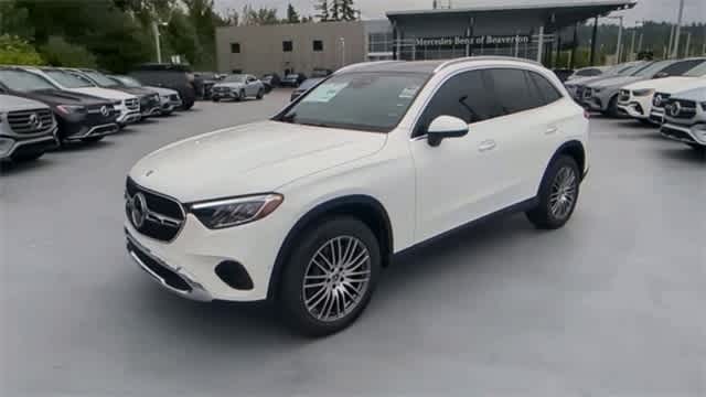Thumbnail: 2025 Mercedes-Benz GLC - 4
