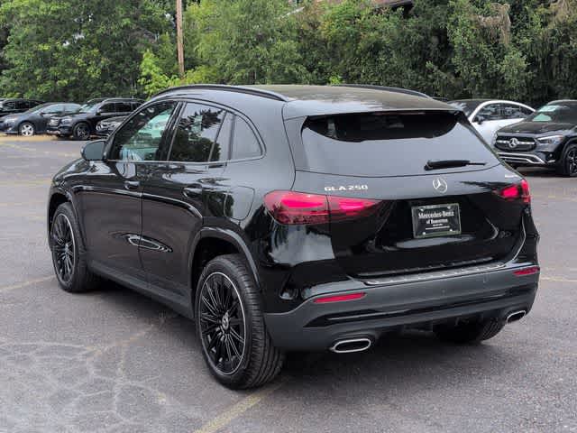 Thumbnail: 2026 Mercedes-Benz GLA - 6