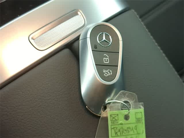 Thumbnail: 2026 Mercedes-Benz GLC - 36