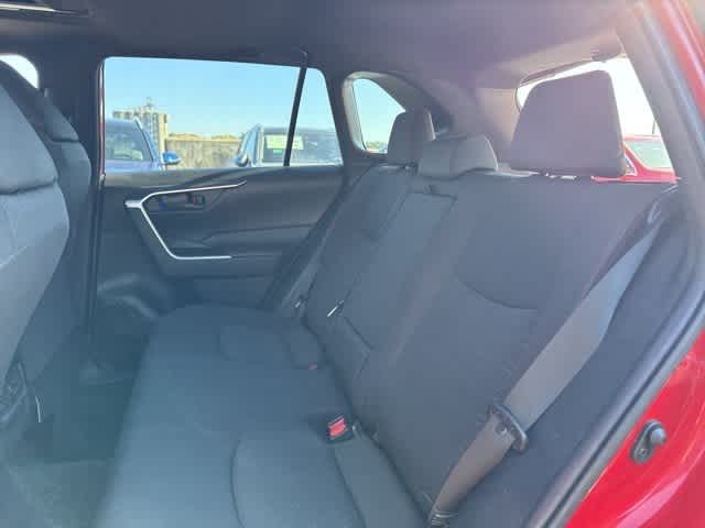 Thumbnail: 2021 Toyota RAV4 - 11