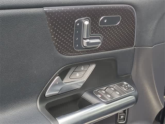 Thumbnail: 2026 Mercedes-Benz GLA - 17