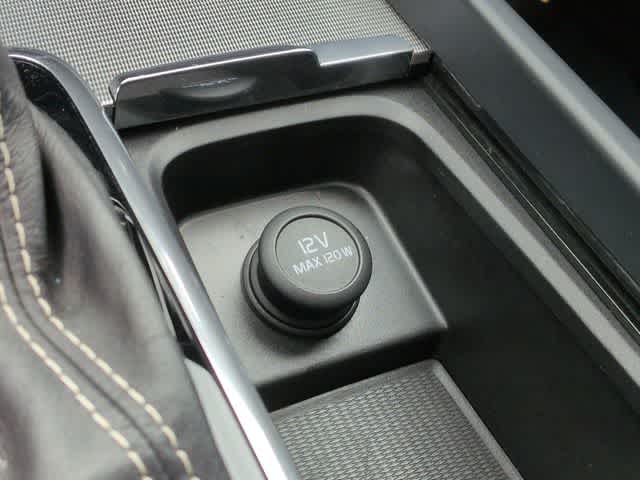 Thumbnail: 2019 Volvo S60 - 34