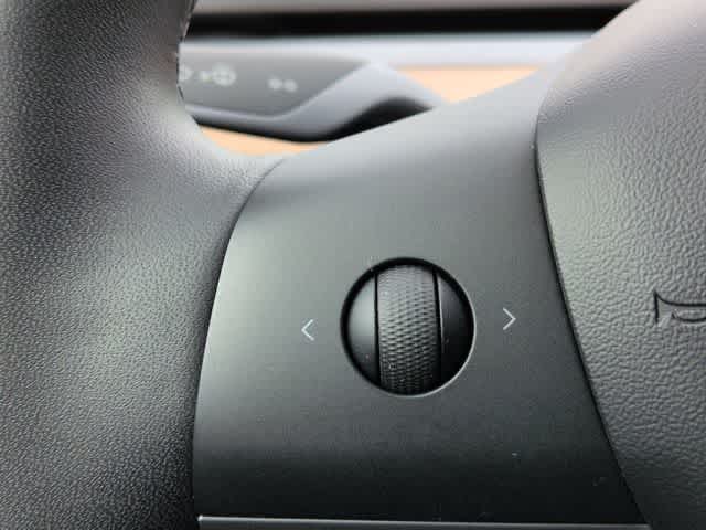 Thumbnail: 2019 Tesla Model 3 - 23