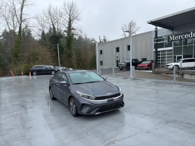 Thumbnail: 2024 Kia Forte - 3