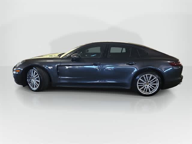 Thumbnail: 2018 Porsche Panamera - 6