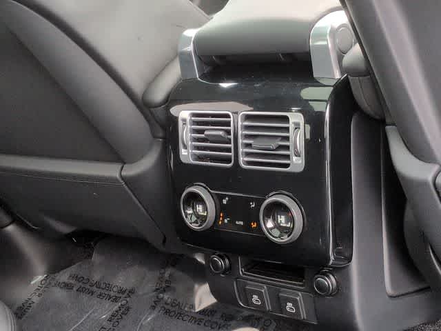 Thumbnail: 2022 Land Rover Range Rover - 21