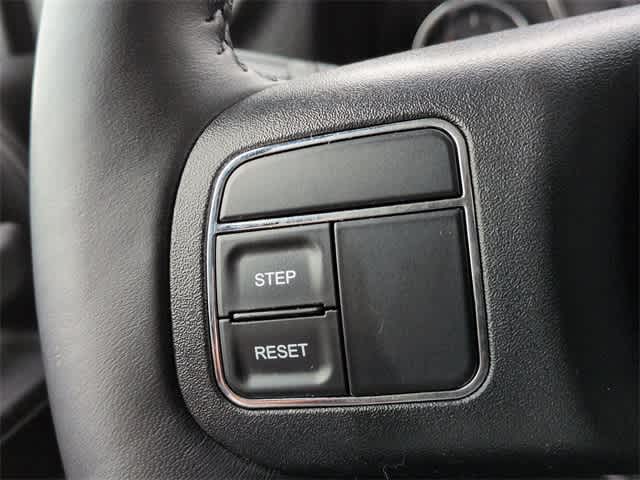 Thumbnail: 2016 Jeep Wrangler - 26