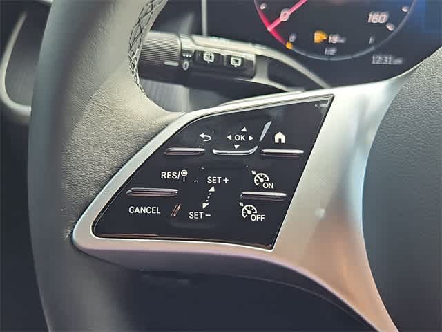 Thumbnail: 2025 Mercedes-Benz GLC - 24