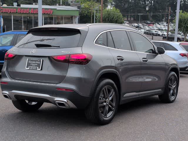 Thumbnail: 2026 Mercedes-Benz GLA - 43
