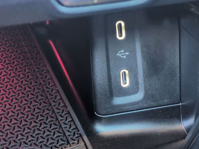 Thumbnail: 2026 Mercedes-Benz GLC - 31