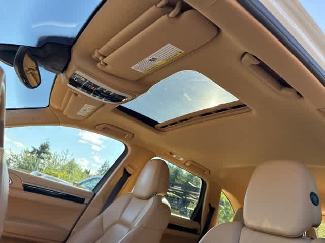 Thumbnail: 2014 Porsche Cayenne - 14
