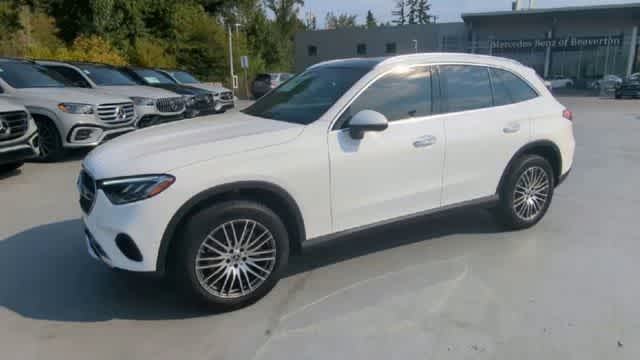 Thumbnail: 2025 Mercedes-Benz GLC - 4