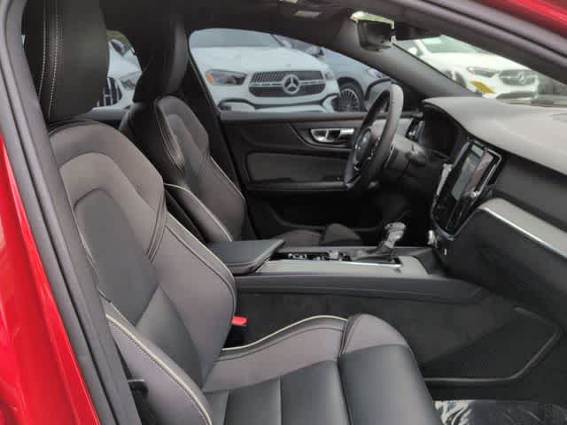 Thumbnail: 2019 Volvo S60 - 24