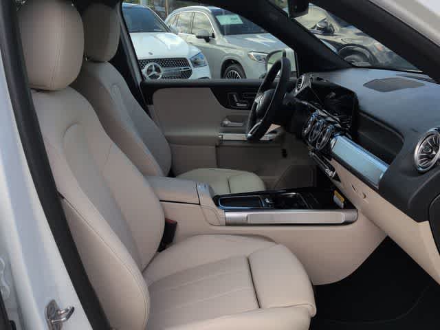 Thumbnail: 2026 Mercedes-Benz GLB - 21