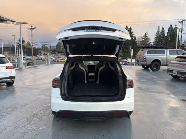 Thumbnail: 2022 Tesla Model X - 9