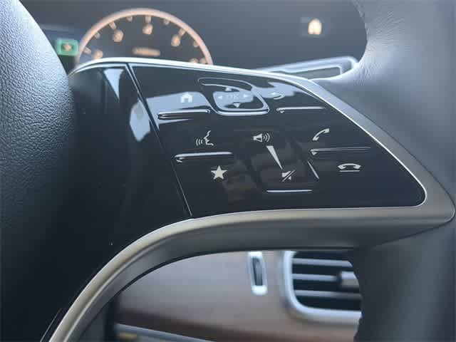 Thumbnail: 2026 Mercedes-Benz GLE - 26