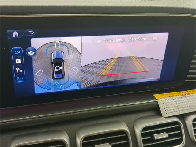 Thumbnail: 2026 Mercedes-Benz GLE - 30