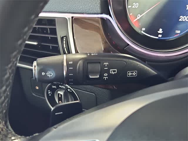 Thumbnail: 2013 Mercedes-Benz M-Class - 29