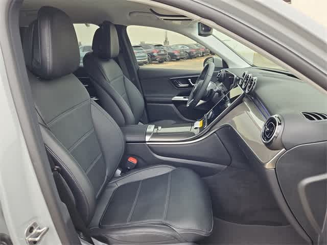 Thumbnail: 2025 Mercedes-Benz GLC - 22