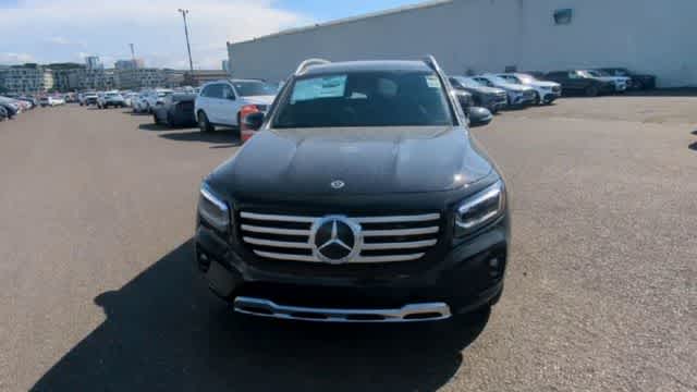 Thumbnail: 2026 Mercedes-Benz GLB - 3