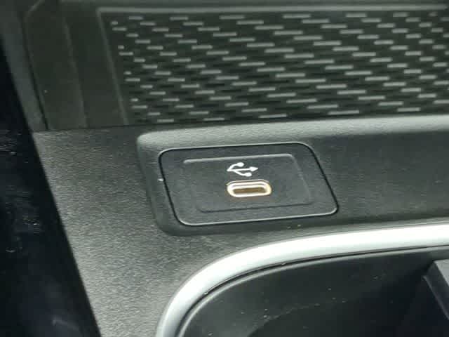 Thumbnail: 2025 Mercedes-Benz CLA - 31