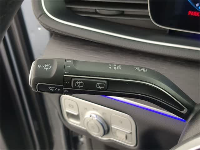 Thumbnail: 2021 Mercedes-Benz GLS - 28