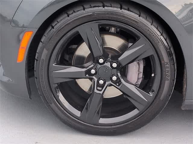 Thumbnail: 2018 Chevrolet Camaro - 14