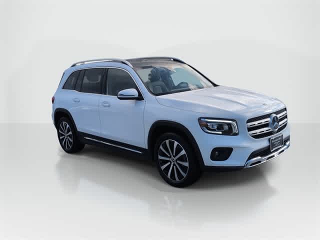 Thumbnail: 2023 Mercedes-Benz GLB - 2