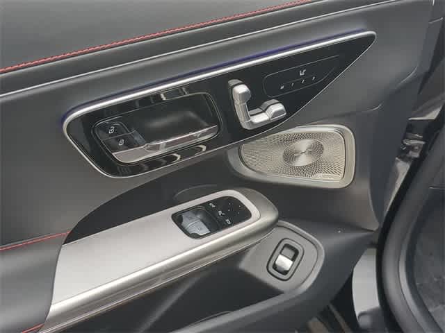 Thumbnail: 2026 Mercedes-Benz CLE - 17