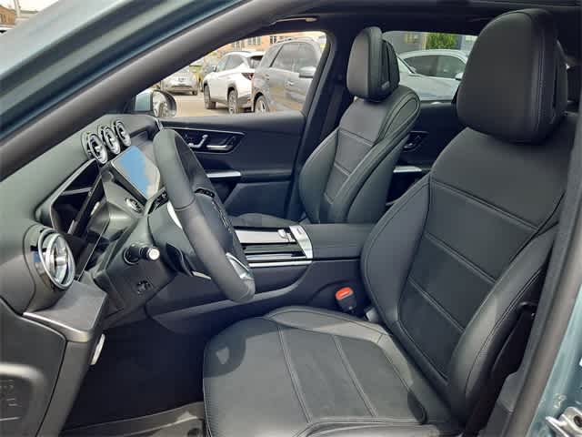 Thumbnail: 2025 Mercedes-Benz GLC - 17