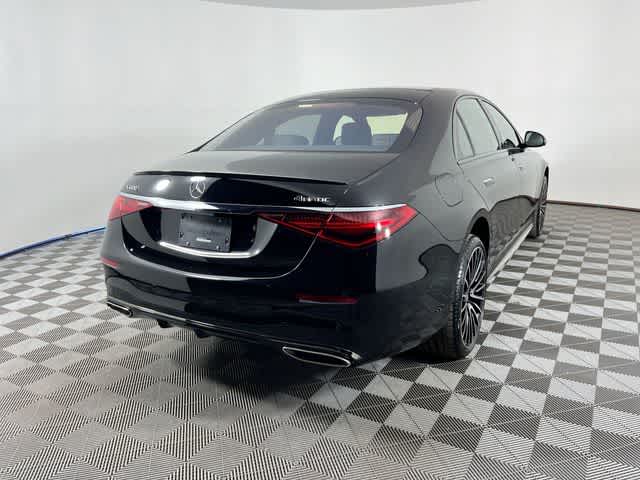 Thumbnail: 2024 Mercedes-Benz S-Class - 6