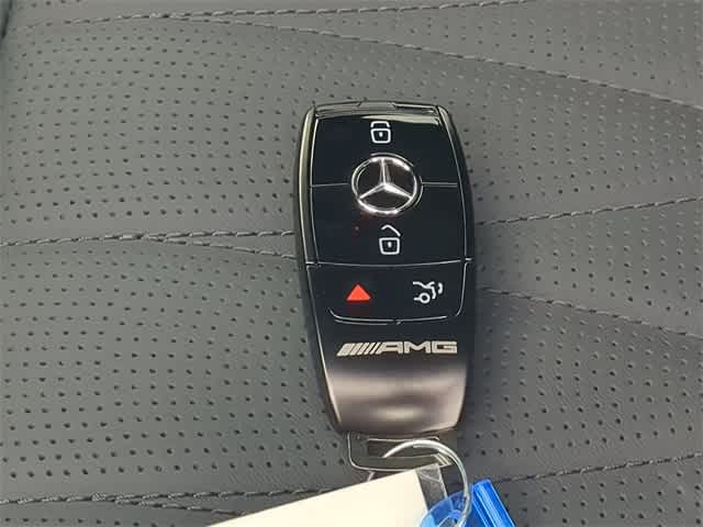 Thumbnail: 2026 Mercedes-Benz GL-Class - 36