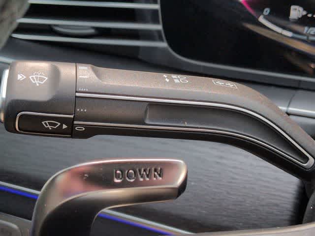 Thumbnail: 2025 Mercedes-Benz GLE - 28