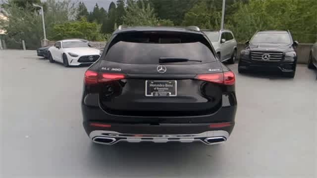 Thumbnail: 2025 Mercedes-Benz GLC - 7