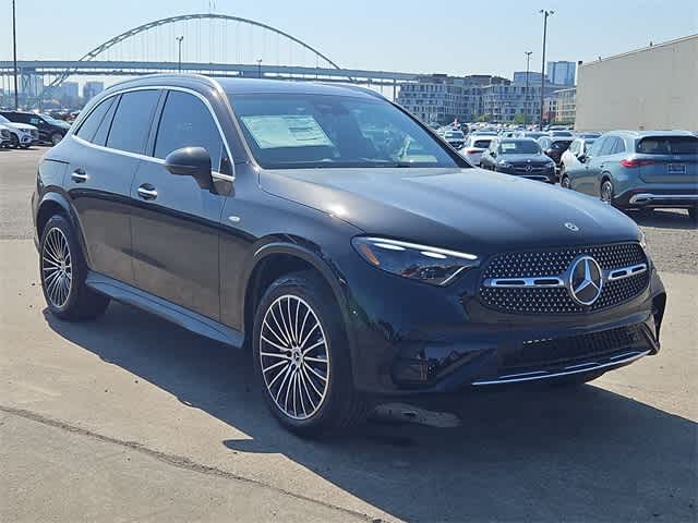 Thumbnail: 2025 Mercedes-Benz GLC - 2