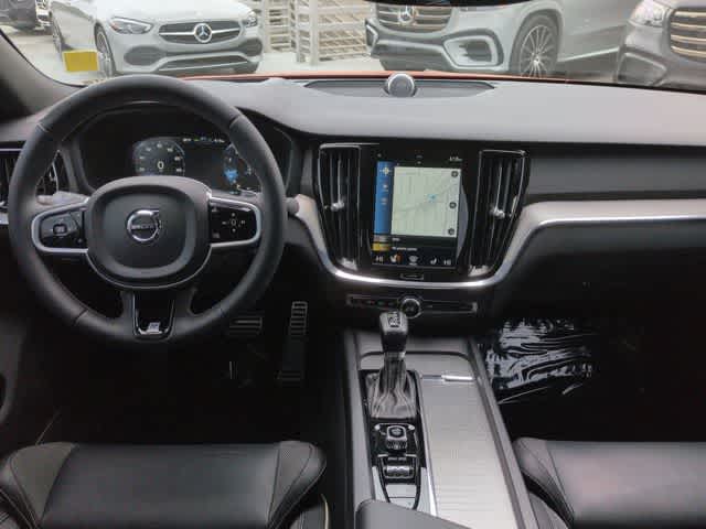 Thumbnail: 2019 Volvo S60 - 16