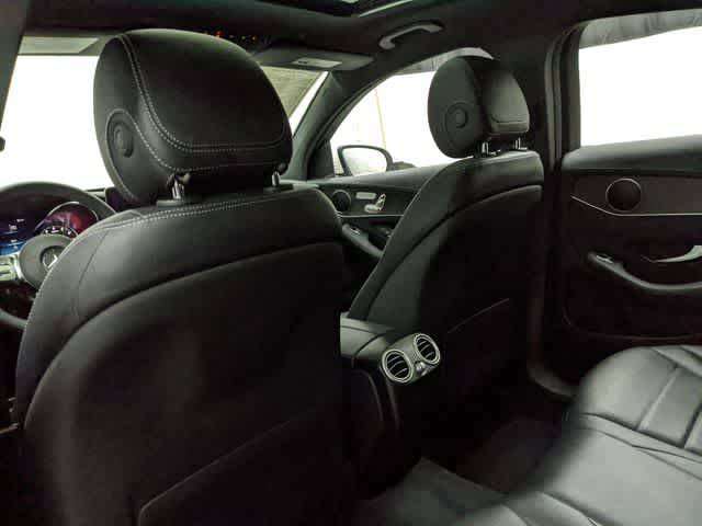 Thumbnail: 2022 Mercedes-Benz GLC - 25