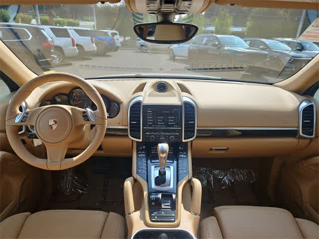 Thumbnail: 2014 Porsche Cayenne - 16