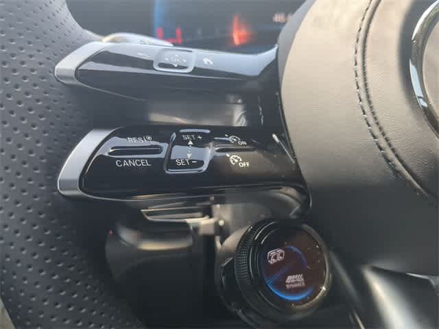 Thumbnail: 2025 Mercedes-Benz GLE - 25